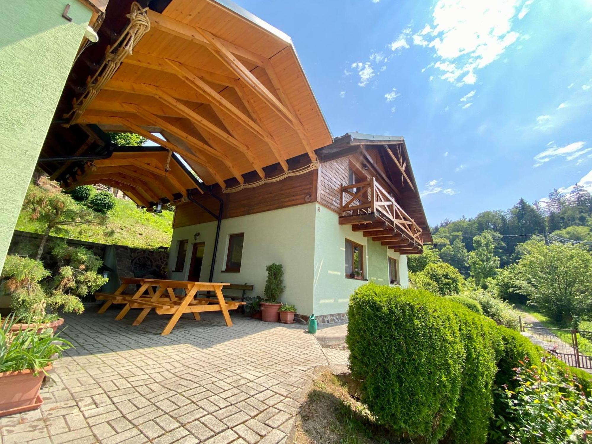 Apartmany Alma Вихне Екстериор снимка